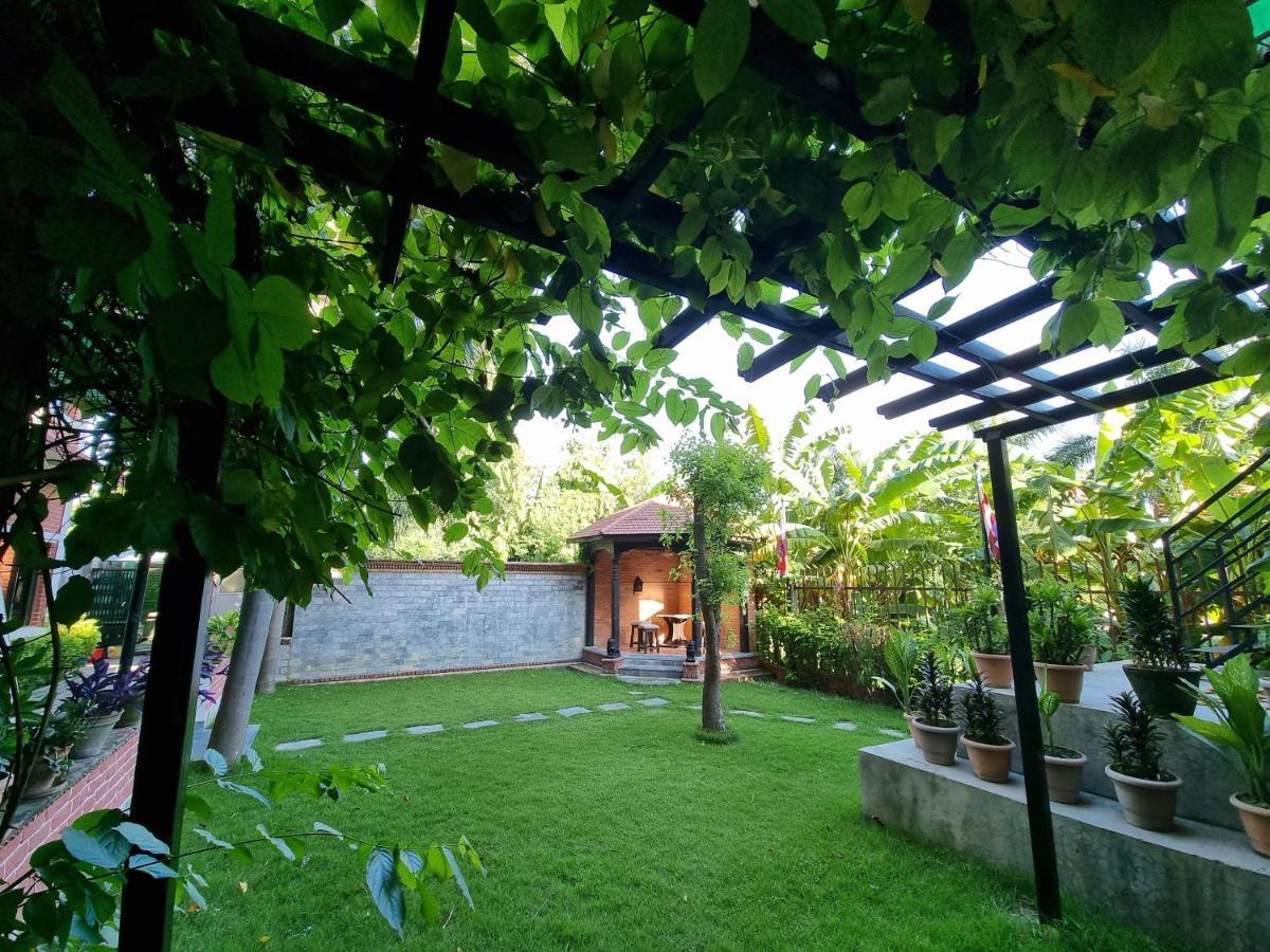 Hotel Ananda Inn Rummindei Extérieur photo