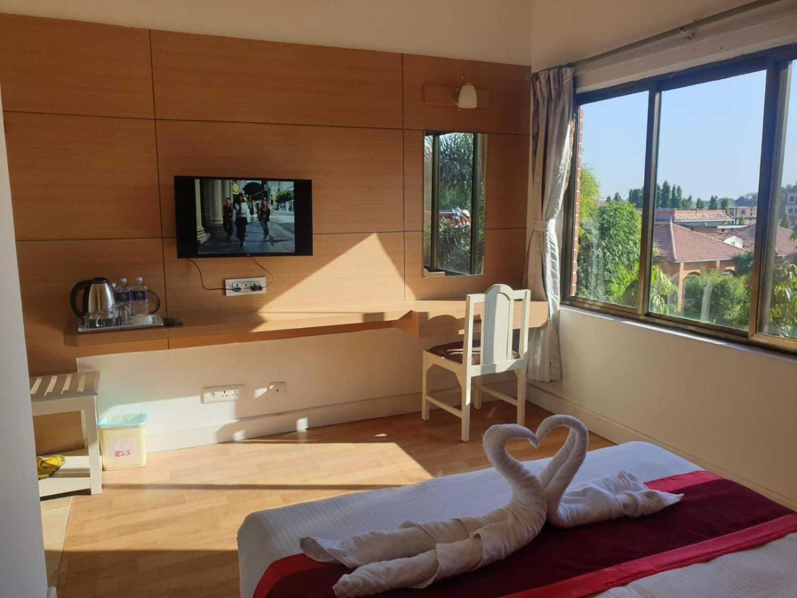 Hotel Ananda Inn Rummindei Extérieur photo