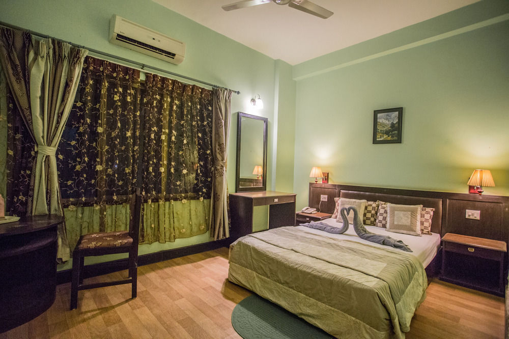 Hotel Ananda Inn Rummindei Extérieur photo